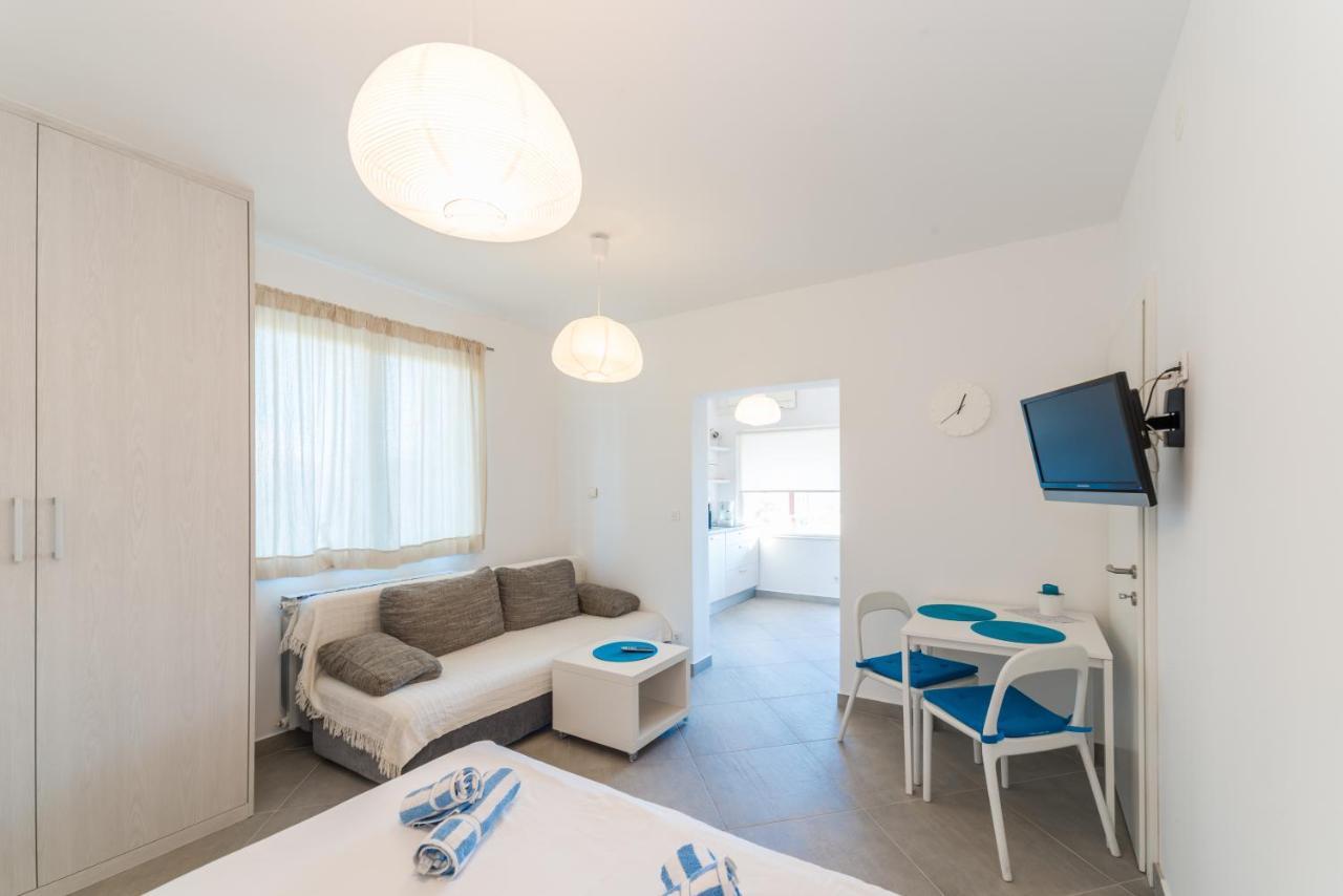 Apartments Keran Sukošan 外观 照片