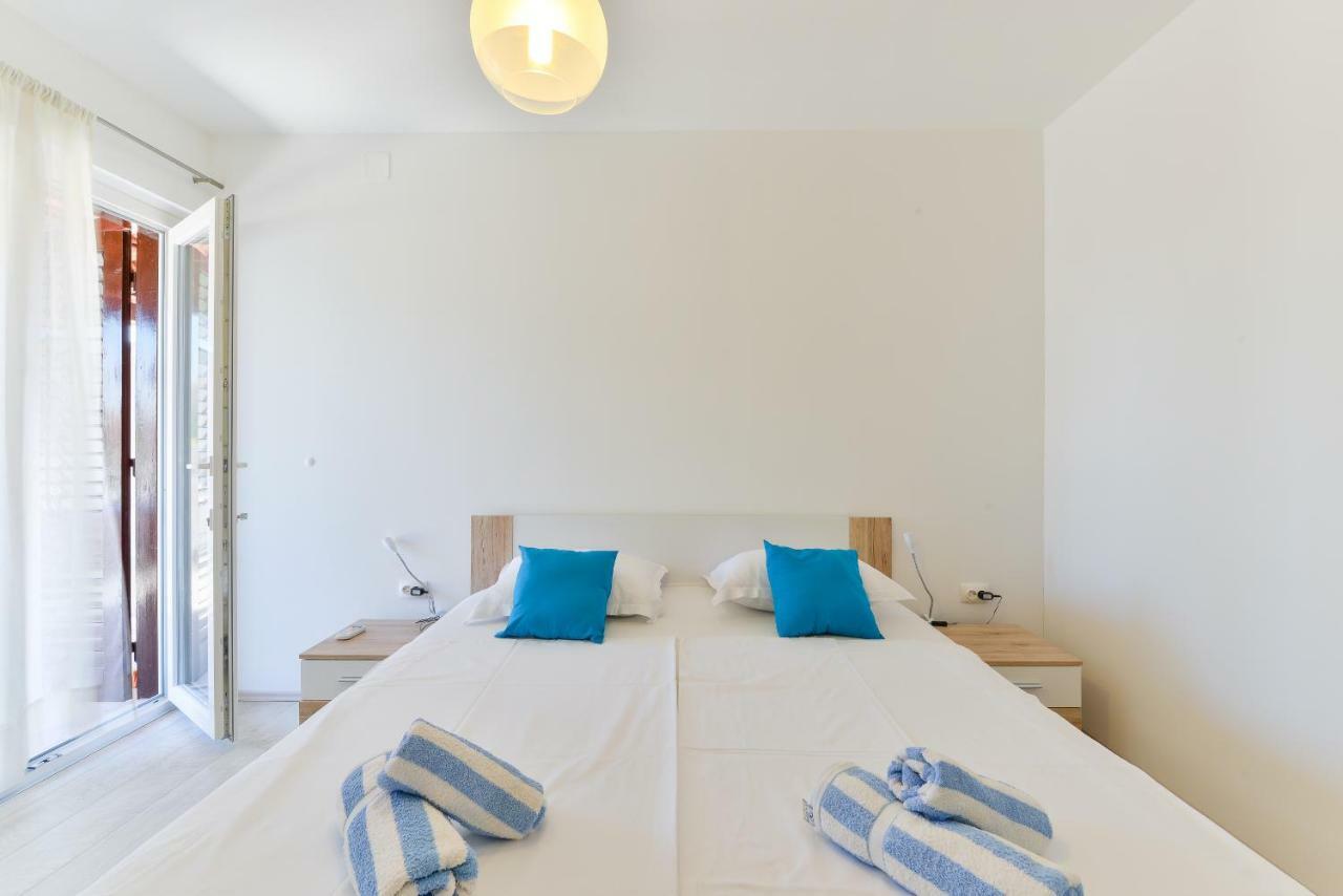 Apartments Keran Sukošan 外观 照片