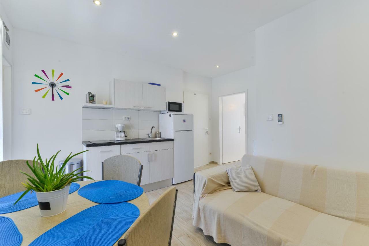 Apartments Keran Sukošan 外观 照片